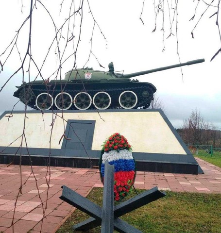 Возложение нашего венка к мемориалу обороны Москвы Возложение нашего венка к мемориалу обороны Москвы