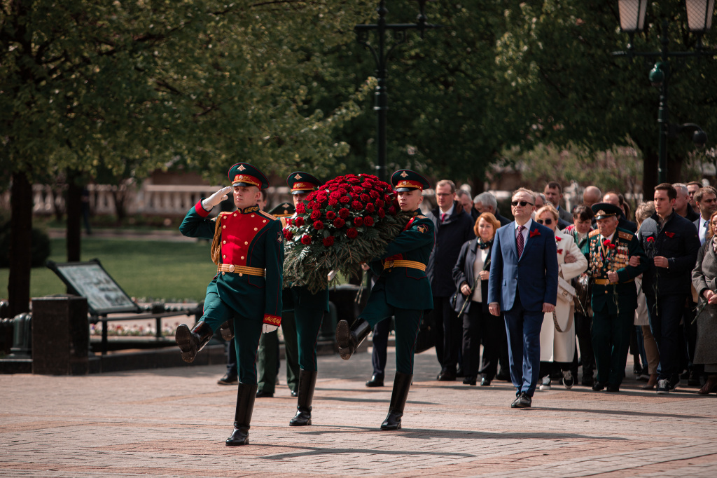 Помощь в организации торжественного шествия к Могиле Неизвестного Солдата для МГМСУ им. А. И. Евдокимова