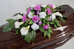 Композиции из искусственных цветов