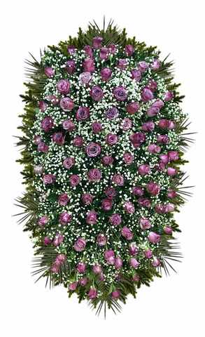 Венок из живых роз