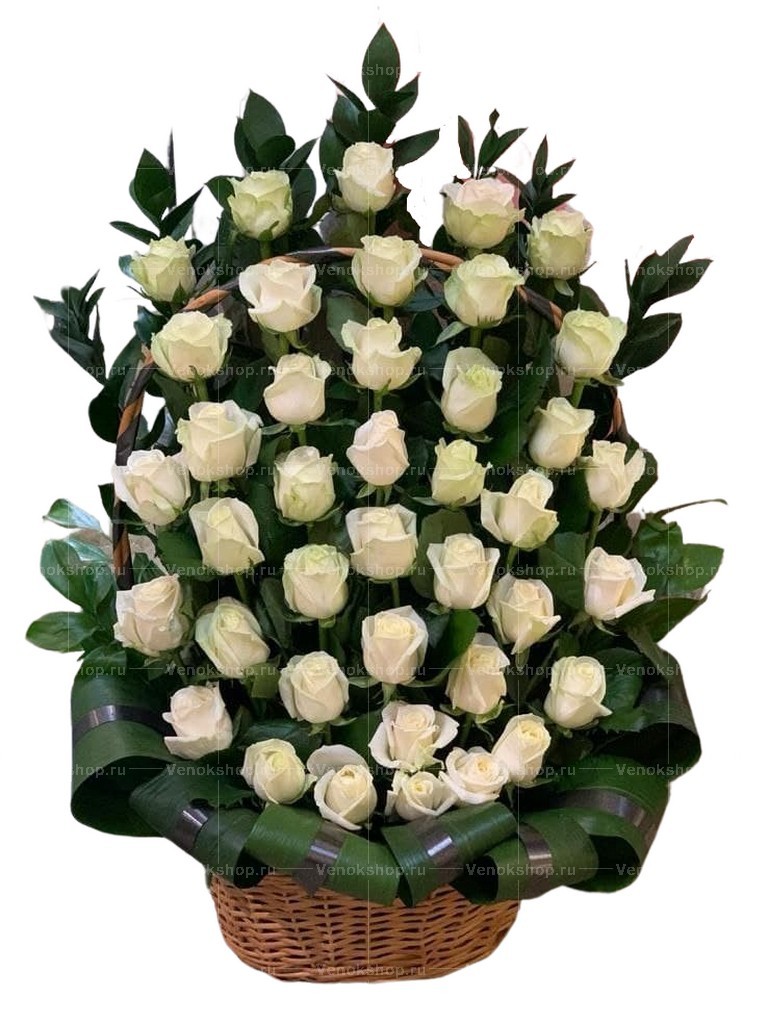 Ритуальная корзина из живых цветов 40 белых роз от 8 600 руб - купить повыгодной цене в Москве