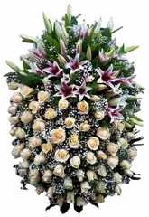 ВЕНКИ ИЗ ЖИВЫХ ЦВЕТОВ