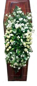 Композиция на гроб из живых цветов №1