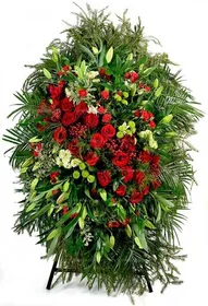 Траурный венок из живых цветов №81