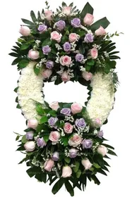 Круг из живых цветов №13